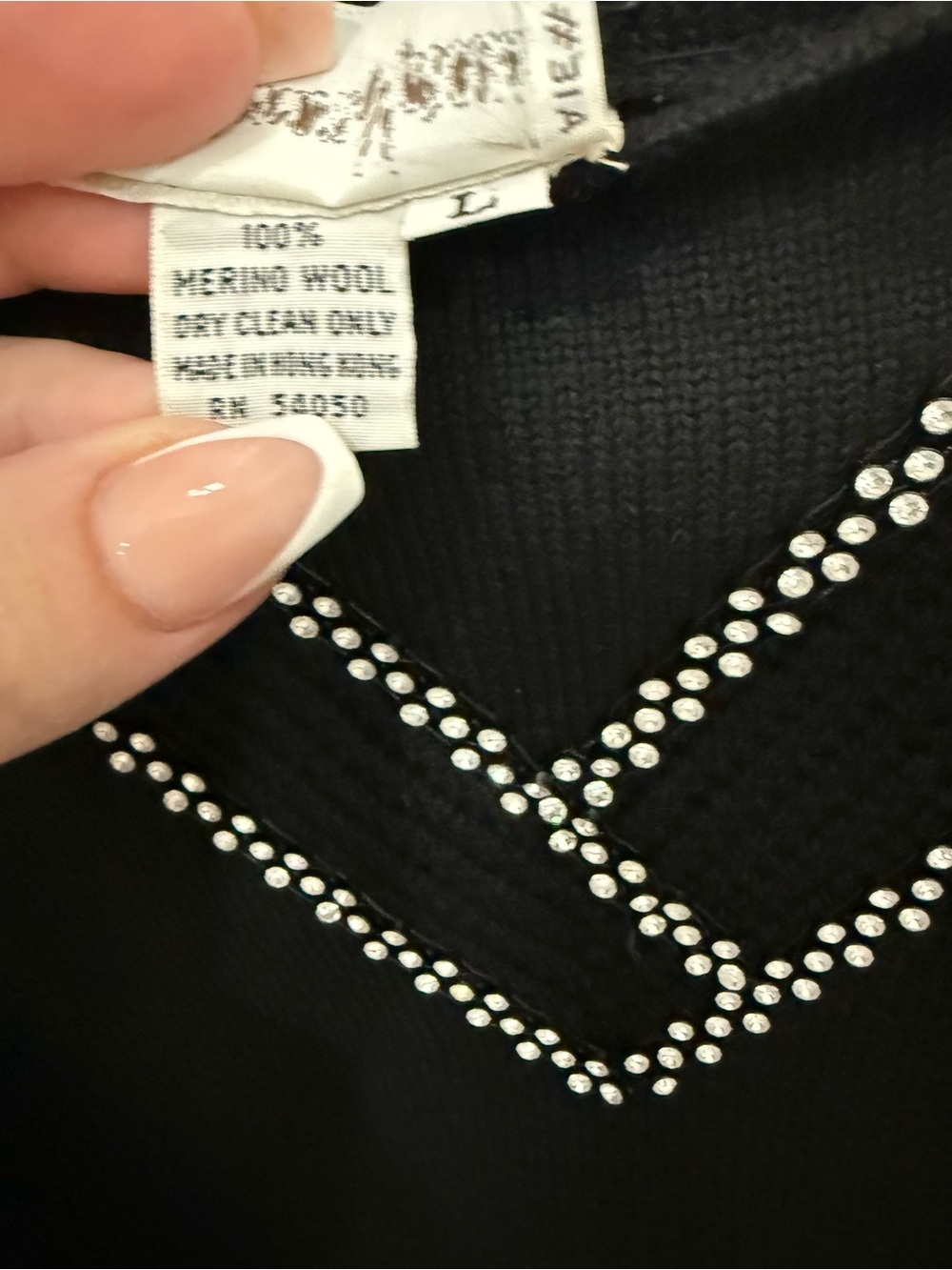 RARE Vintage Neiman Marcus Women’s Black Merino Wool Rhinestone Sweater L - Picture 3 of 5